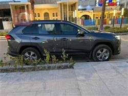 تۆیۆتا ڕاڤ 4